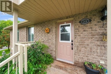 3A - 37 LAKEBREEZE COURT Prince Edward County (Wellington Ward) Ontario photo 17
