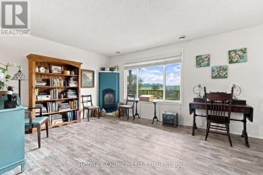 3A - 37 LAKEBREEZE COURT Prince Edward County (Wellington Ward) Ontario photo 9