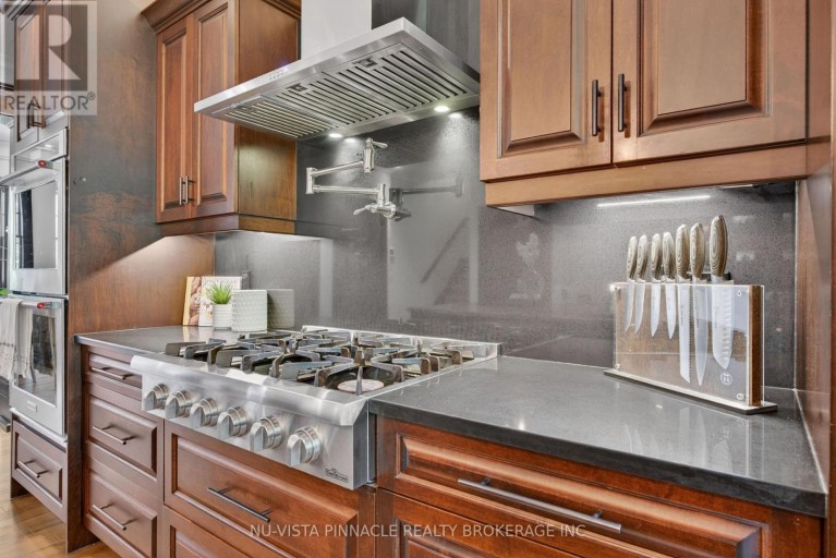 9082 FERNE DRIVE, Strathroy-Caradoc (Mount Brydges), Ontario, N0L1W0