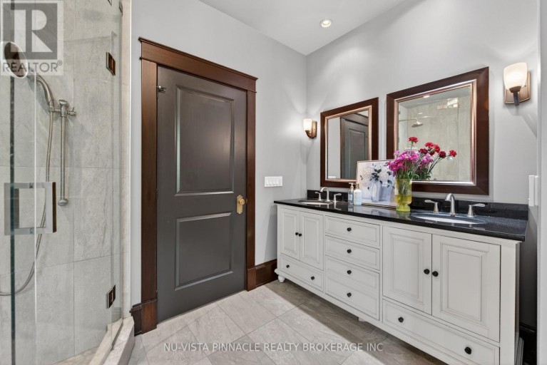 9082 FERNE DRIVE, Strathroy-Caradoc (Mount Brydges), Ontario, N0L1W0