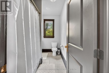 9082 FERNE DRIVE Strathroy-Caradoc (Mount Brydges) Ontario photo 29