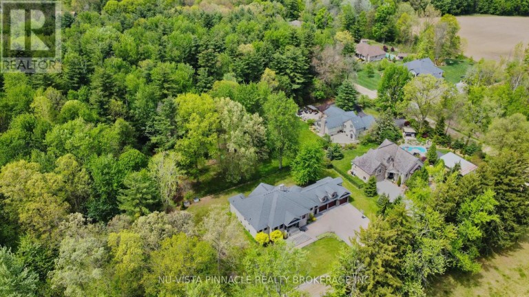 9082 FERNE DRIVE, Strathroy-Caradoc (Mount Brydges), Ontario, N0L1W0