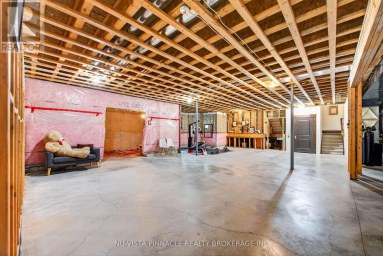 9082 FERNE DRIVE Strathroy-Caradoc (Mount Brydges) Ontario photo 47