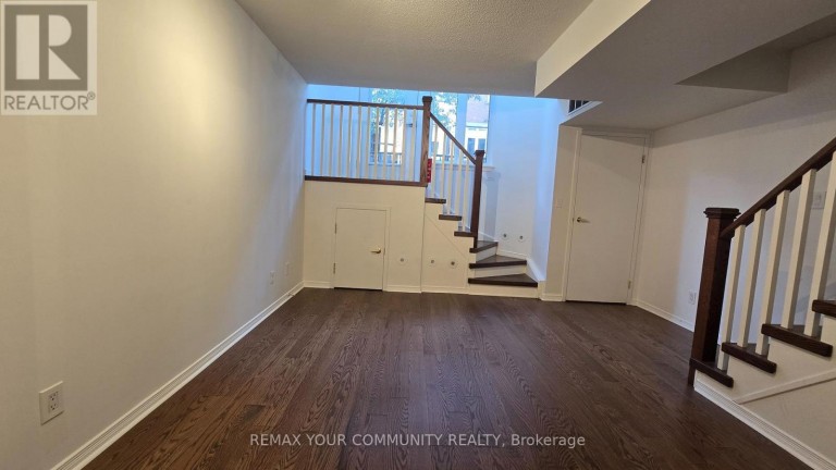 732 - 42 WESTERN BATTERY ROAD, Toronto (Niagara), Ontario, M6K3P1