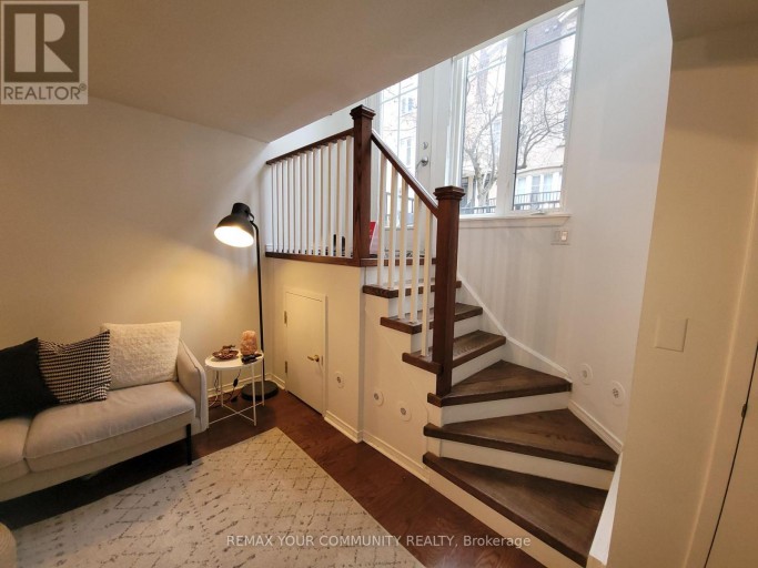 732 - 42 WESTERN BATTERY ROAD, Toronto (Niagara), Ontario, M6K3P1