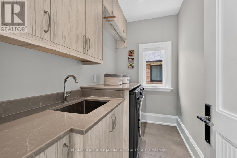 22 WOODWARD AVENUE, Markham (Grandview), Ontario, L3T1E4