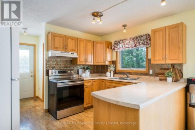 595365 4TH LINE Blue Mountains Ontario photo 11