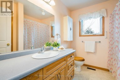 595365 4TH LINE Blue Mountains Ontario photo 19
