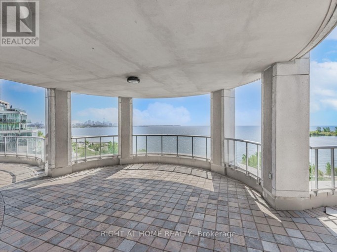 LPH19 - 2095 LAKE SHORE BOULEVARD W, Toronto (Mimico), Ontario, M8V4G4