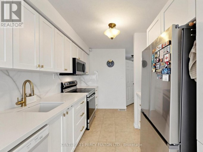 229 DICENZO DRIVE, Hamilton (Ryckmans), Ontario, L9B2X7