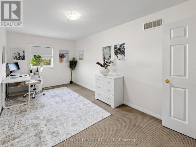229 DICENZO DRIVE, Hamilton (Ryckmans), Ontario, L9B2X7