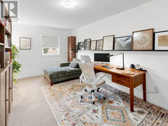 229 DICENZO DRIVE, Hamilton (Ryckmans), Ontario, L9B2X7