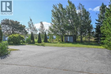 8284 Saint-Paul Street Bas-Caraquet New Brunswick photo 5