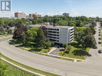 304 - 120 ELGIN STREET W Oshawa (O'Neill) Ontario photo 1