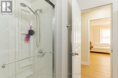 847 ST MARY'S STREET Peterborough (Otonabee Ward 1) Ontario photo 30