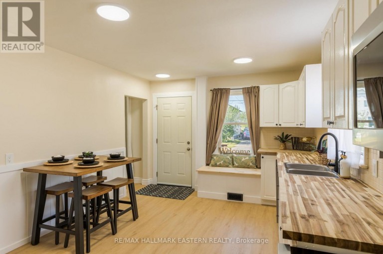 847 ST MARY'S STREET, Peterborough (Otonabee Ward 1), Ontario, K9J4H4