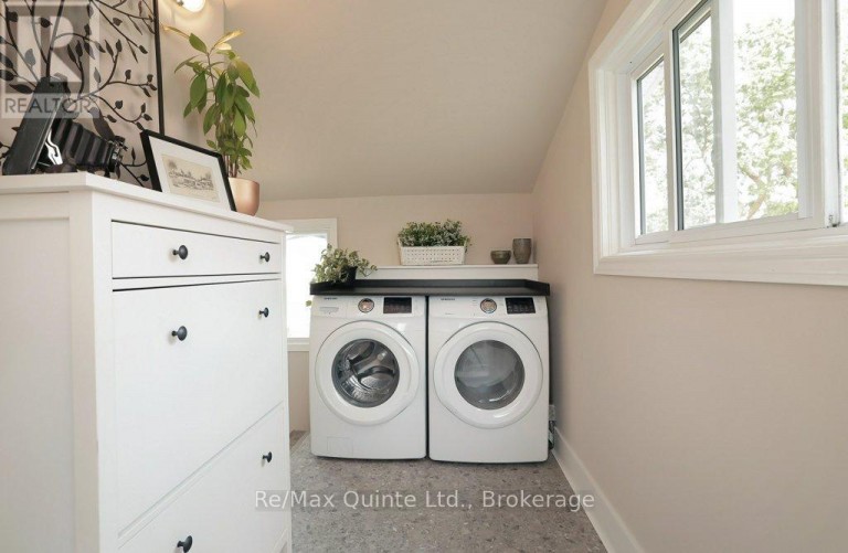 29 JOSEPH STREET, Kawartha Lakes (Bobcaygeon), Ontario, K0M1A0