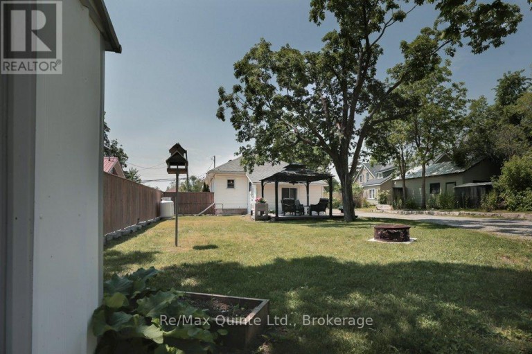 29 JOSEPH STREET, Kawartha Lakes (Bobcaygeon), Ontario, K0M1A0