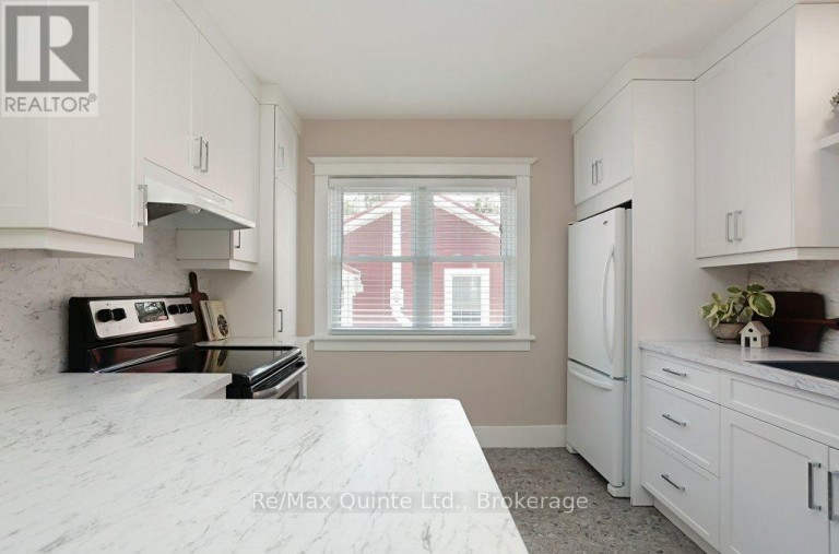 29 JOSEPH STREET, Kawartha Lakes (Bobcaygeon), Ontario, K0M1A0
