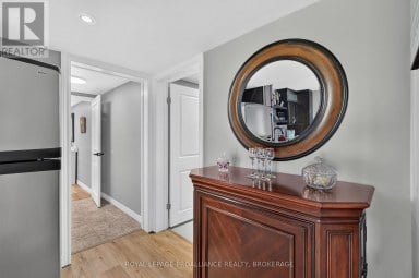 38 WILLOWBANK ROAD W, Gananoque Ontario
