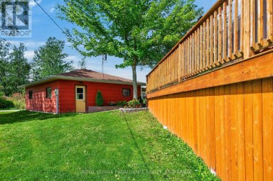38 WILLOWBANK ROAD W, Gananoque Ontario
