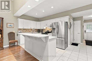7 - 1337 COMMISSIONERS ROAD W London South (South B) Ontario photo 9