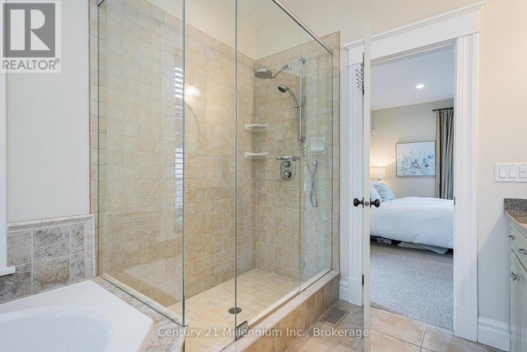 133 EAST RIDGE DRIVE, Blue Mountains, Ontario, N0H2P0