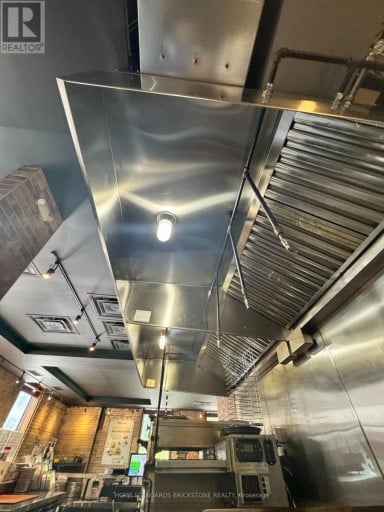 100 - 66 GERRARD STREET E, Toronto (Church-Yonge Corridor), Ontario, M5B1G3