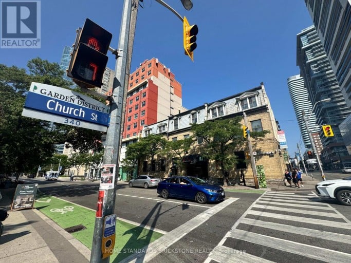 100 - 66 GERRARD STREET E, Toronto (Church-Yonge Corridor), Ontario, M5B1G3