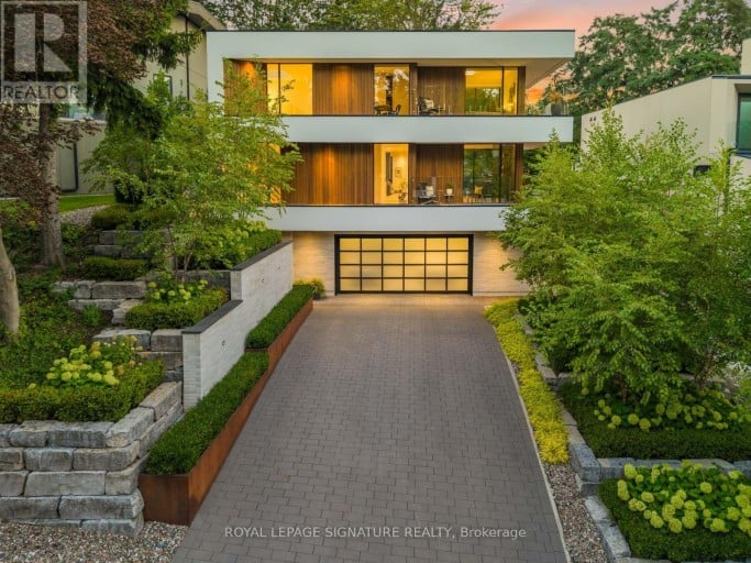 8 FALLINGBROOK WOOD, Toronto (Birchcliffe-Cliffside), Ontario, M1N1B8