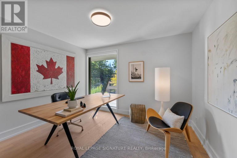 8 FALLINGBROOK WOOD, Toronto (Birchcliffe-Cliffside), Ontario, M1N1B8