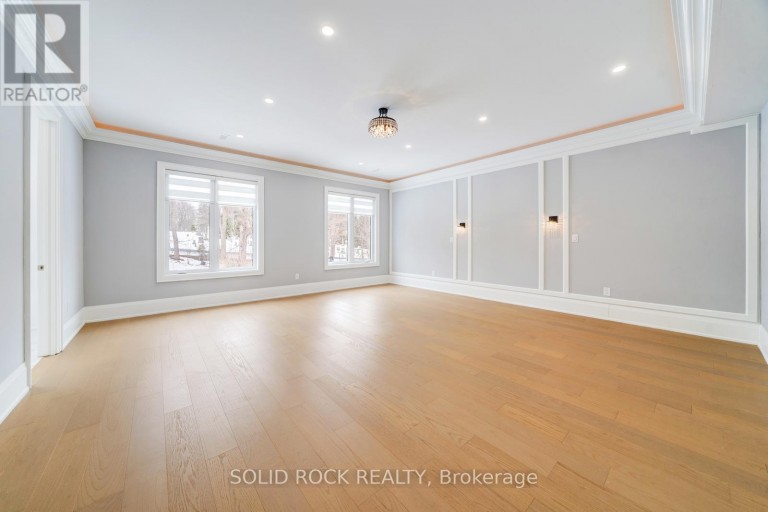 367 PENN AVENUE, Newmarket (Bristol-London), Ontario, L3Y2S7