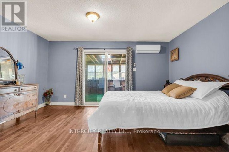 202 COLLINGS AVENUE, Bradford West Gwillimbury (Bradford), Ontario, L3Z1W1