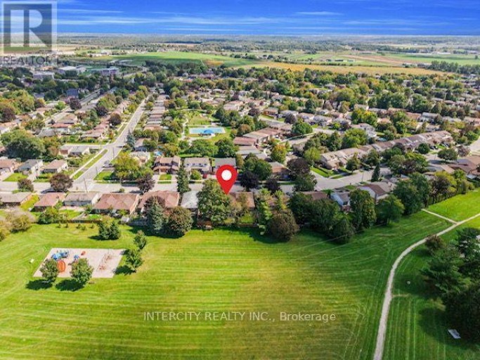 202 COLLINGS AVENUE, Bradford West Gwillimbury (Bradford), Ontario, L3Z1W1