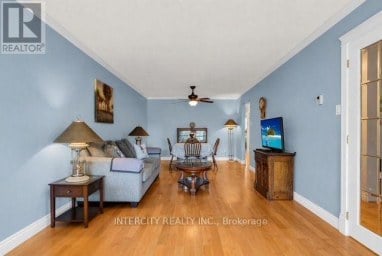 202 COLLINGS AVENUE Bradford West Gwillimbury (Bradford) Ontario photo 8