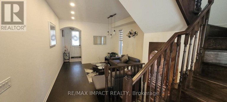 11 IVOR CRESCENT N, Brampton (Northwest Brampton), Ontario, L7A4L5