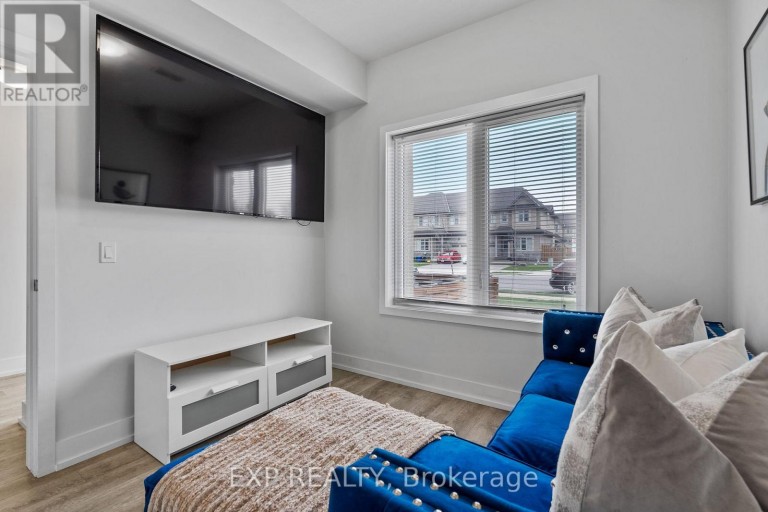 6 - 115 SHOREVIEW PLACE, Hamilton (Lakeshore), Ontario, L8E0K4
