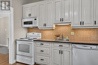 1296 HUDSON STREET Peterborough (Northcrest Ward 5) Ontario photo 11