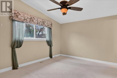 1296 HUDSON STREET Peterborough (Northcrest Ward 5) Ontario photo 15
