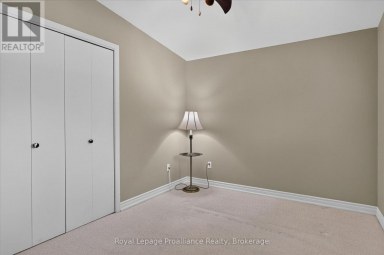 1296 HUDSON STREET Peterborough (Northcrest Ward 5) Ontario photo 20