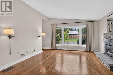 1296 HUDSON STREET Peterborough (Northcrest Ward 5) Ontario photo 7