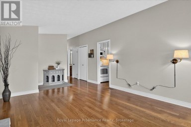 1296 HUDSON STREET Peterborough (Northcrest Ward 5) Ontario photo 8