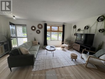 3 MEADOWVALE DRIVE St. Thomas Ontario photo 2