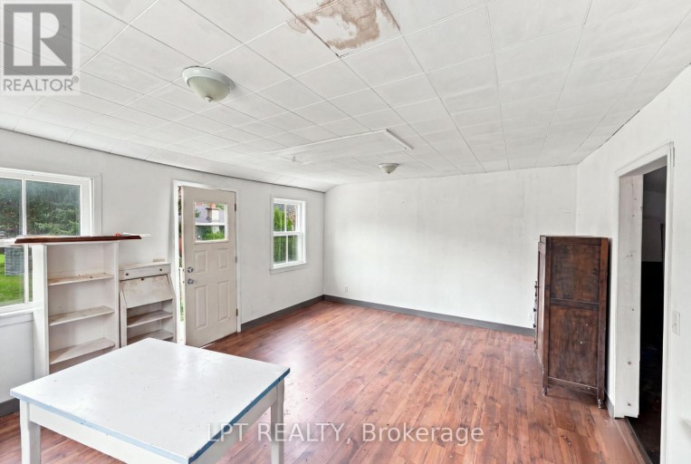 10342 RAVENSHOE ROAD, Georgina (Baldwin), Ontario, L9P1R2