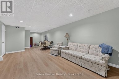 255 HANLY STREET Midland Ontario photo 27