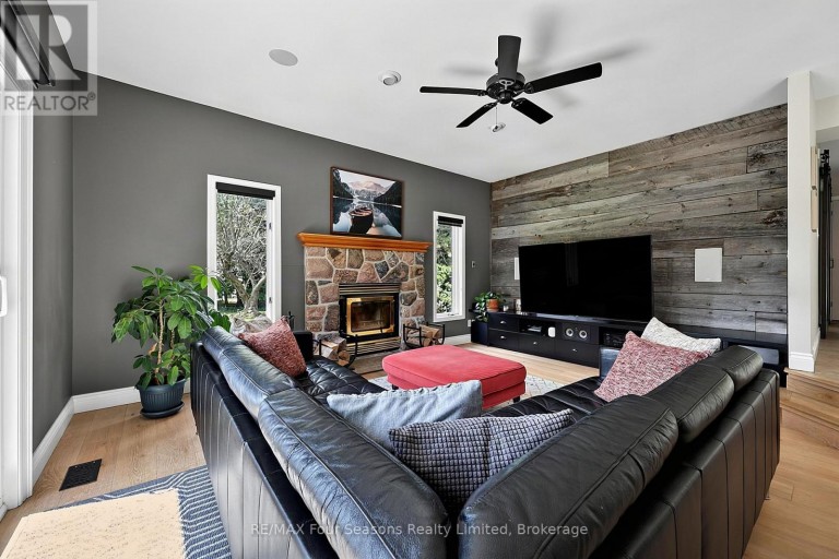 7551 36/37 NOTTAWASAGA SIDE ROAD E, Clearview (Nottawa), Ontario, L0M1P0