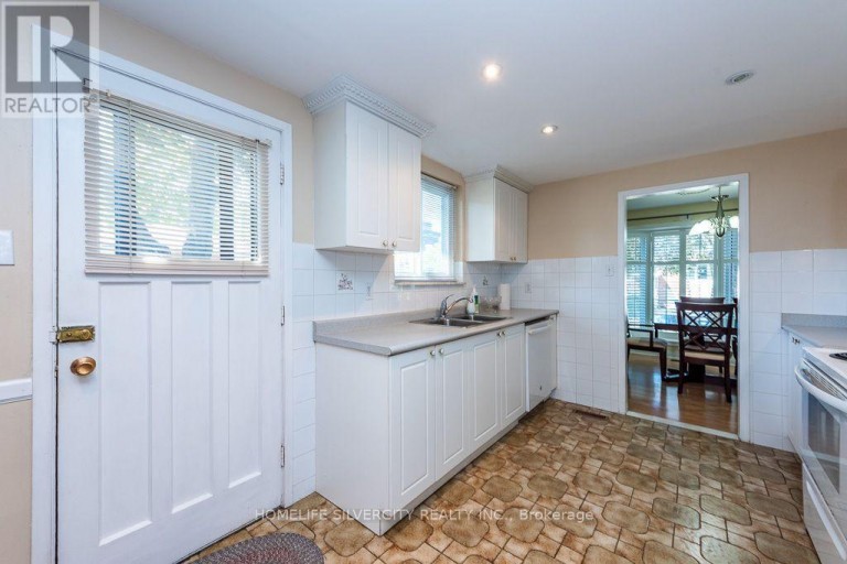 3602 DUNRANKIN DRIVE, Mississauga (Malton), Ontario, L4T1V9