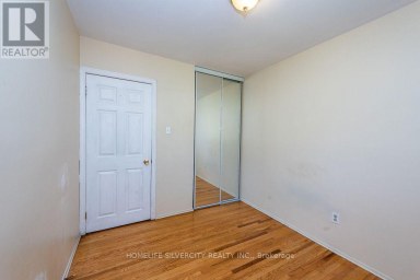 3602 DUNRANKIN DRIVE Mississauga (Malton) Ontario photo 26