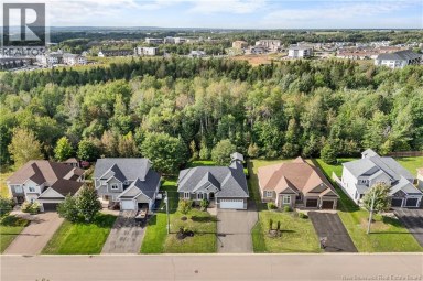 34 Valmont Crescent Dieppe New Brunswick photo 2