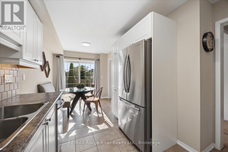 85 LANDER CRESCENT, Clarington (Bowmanville), Ontario, L1C0L4